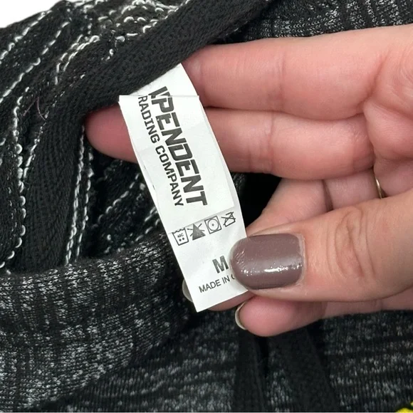 Adobo Velo Cycling Club dark Grey Hoodie NWOT - Adult Size Medium - Picture 5 of 7